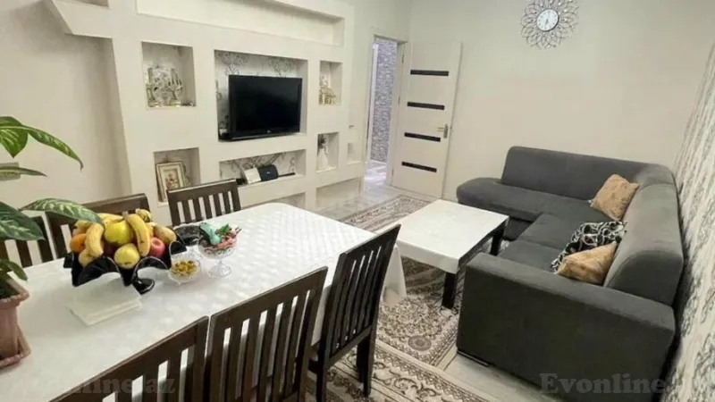 Satılır 2 otaqlı Mənzil Köhnə tikili 58 m² 4-cü mikrorayon