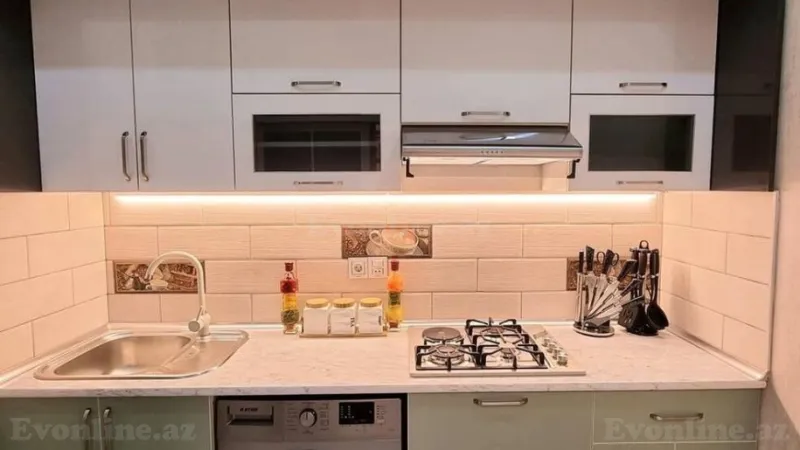 Satılır 2 otaqlı Mənzil Köhnə tikili 58 m² 4-cü mikrorayon - şəkil 3