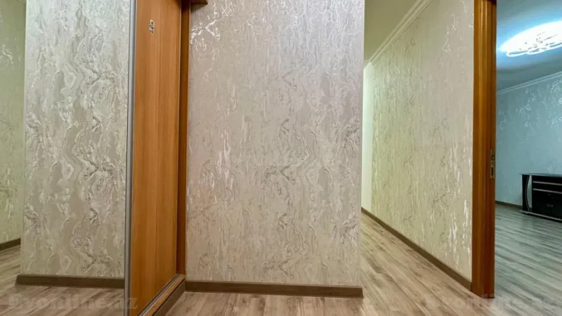 Satılır 1 otaqlı Mənzil Köhnə tikili 40 m² Neftçilər m. - şəkil 5