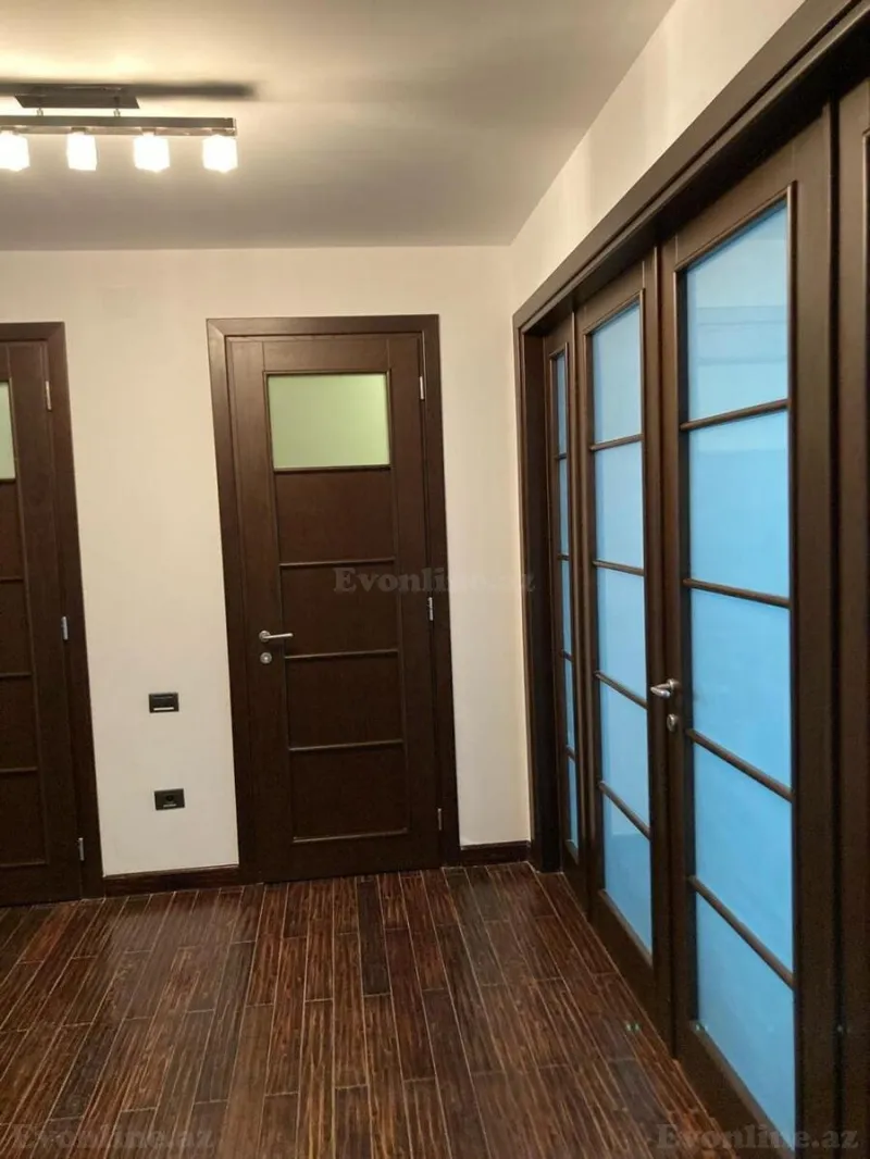 Satılır 3 otaqlı Mənzil Yeni tikili 125 m² 28 May m. - şəkil 14