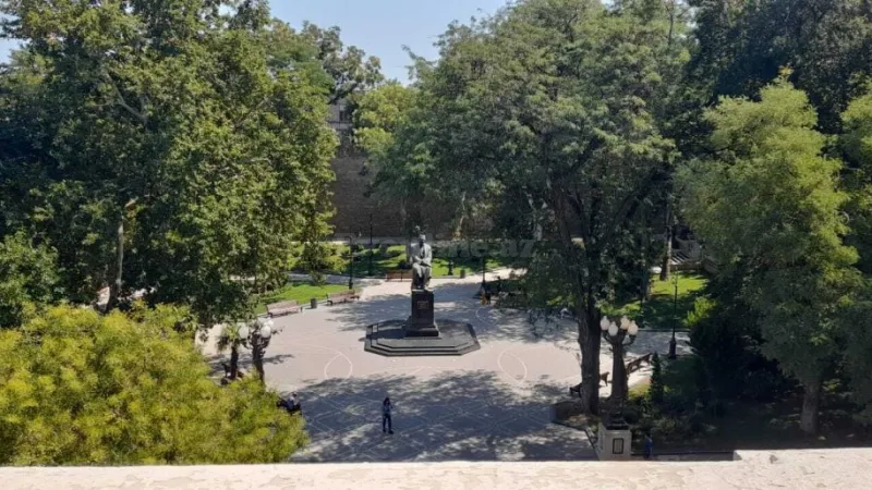 Satılır 3 otaqlı Mənzil Köhnə tikili 124 m² Yasamal - şəkil 11