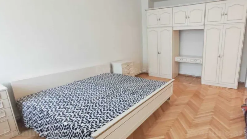 Satılır 3 otaqlı Mənzil Köhnə tikili 124 m² Yasamal - şəkil 12