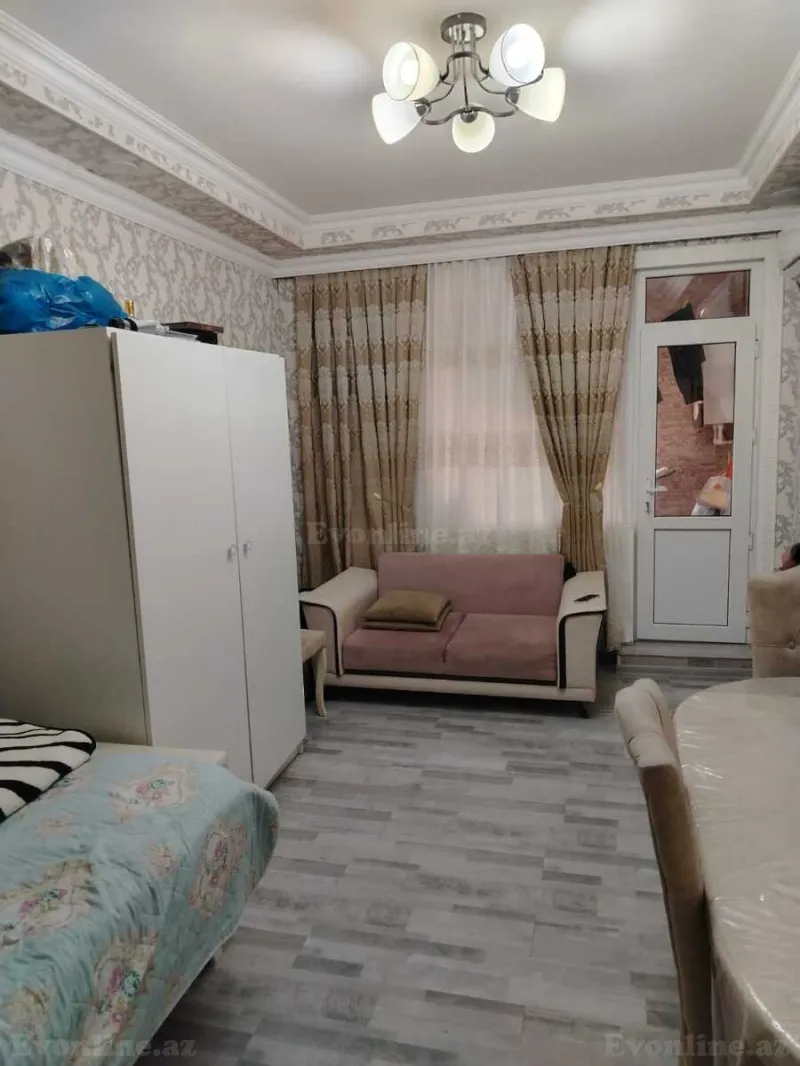 Satılır 2 otaqlı Mənzil Köhnə tikili 33 m² 3-cü mikrorayon