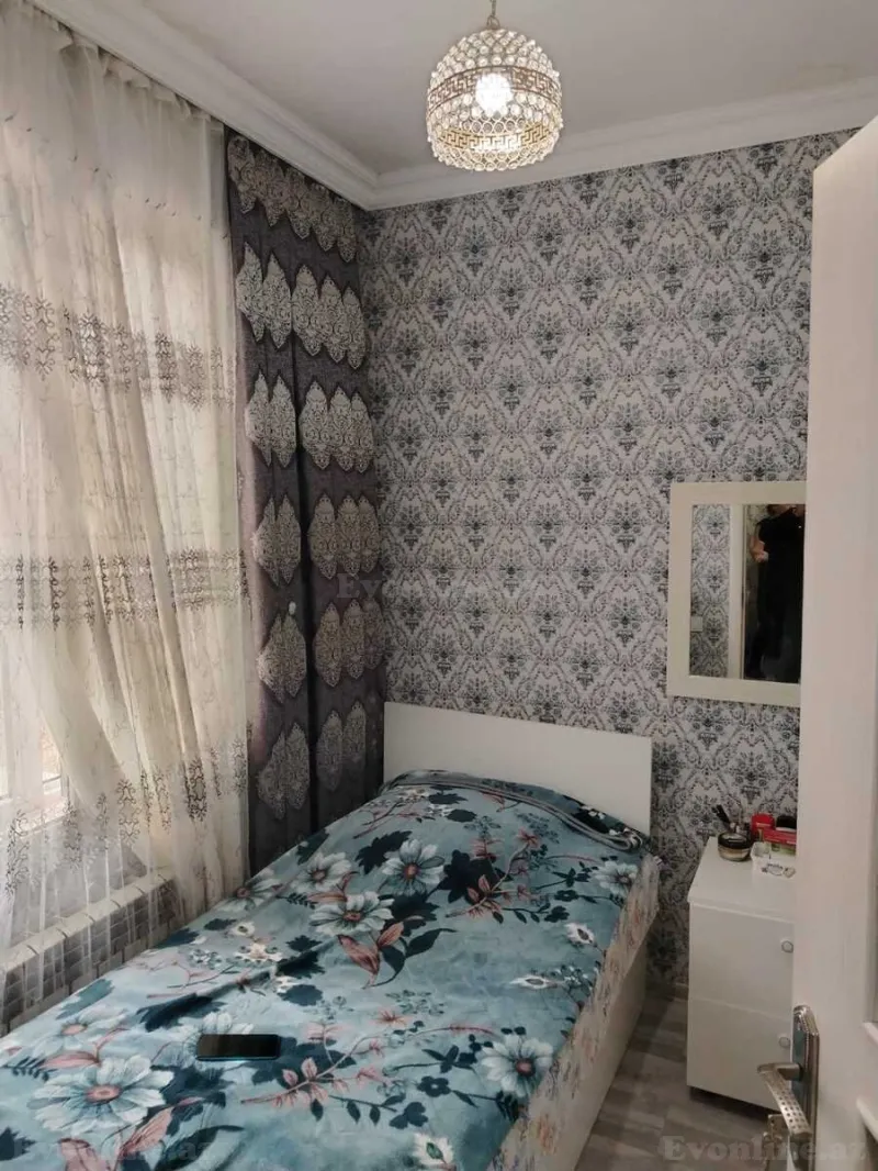 Satılır 2 otaqlı Mənzil Köhnə tikili 33 m² 3-cü mikrorayon - şəkil 4