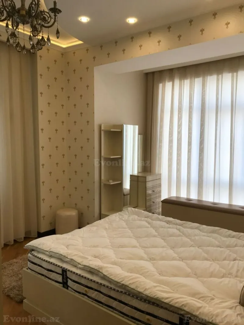 Kirayə verilir 3 otaqlı Mənzil Yeni tikili 135 m² Xətai m. - şəkil 4