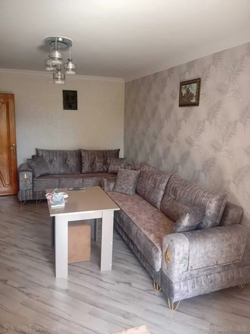 Satılır 2 otaqlı Mənzil Köhnə tikili 40 m² 8-ci kilometr