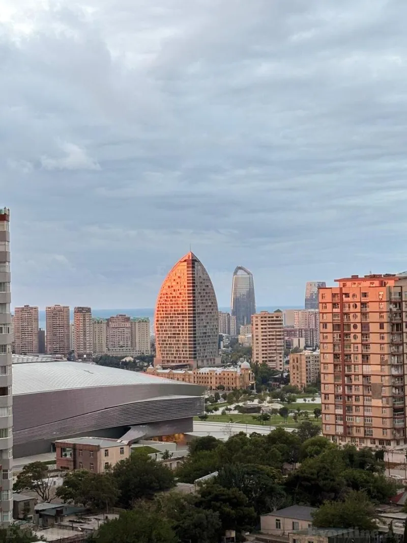 Satılır 4 otaqlı Mənzil Yeni tikili 136 m² Nəriman Nərimanov m.