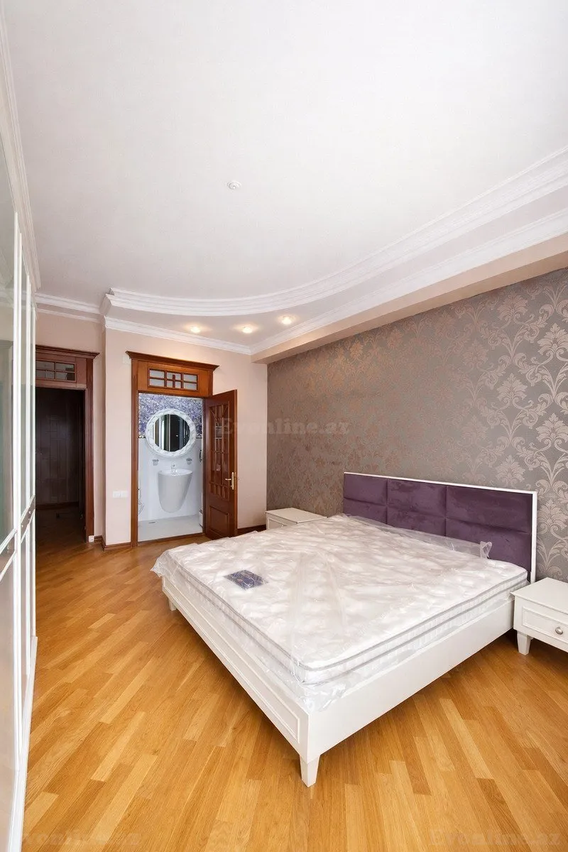 Satılır 3 otaqlı Mənzil Yeni tikili 142 m² Gənclik m. - şəkil 4