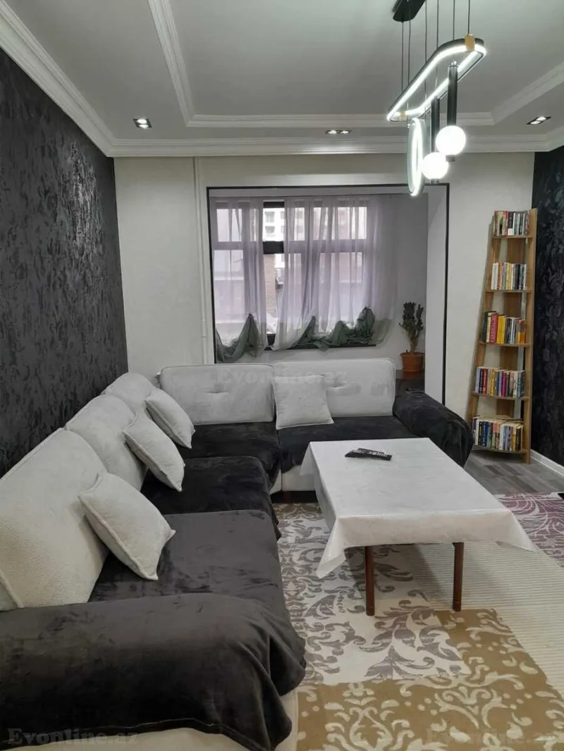 Satılır 3 otaqlı Mənzil Köhnə tikili 62 m² Bayıl