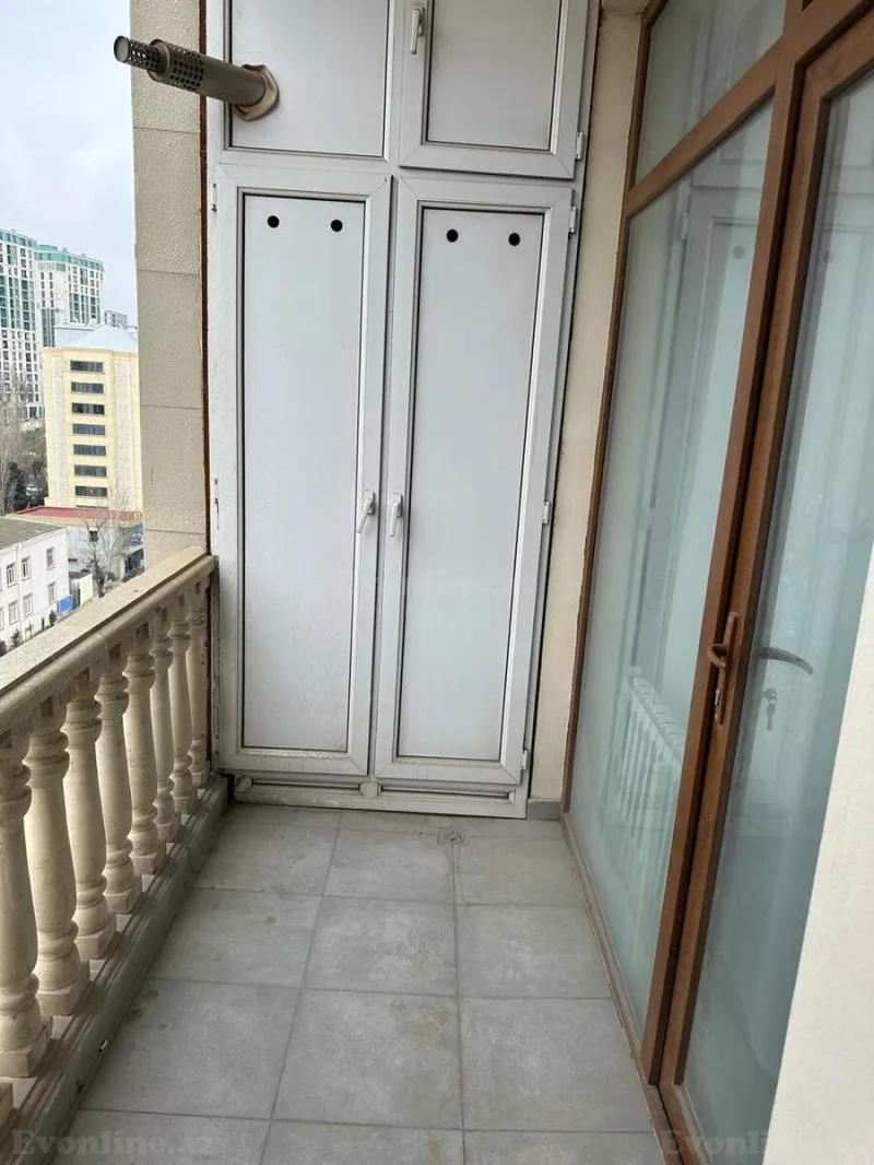 Kirayə verilir 2 otaqlı Mənzil Yeni tikili 75 m² Gənclik m. - şəkil 3