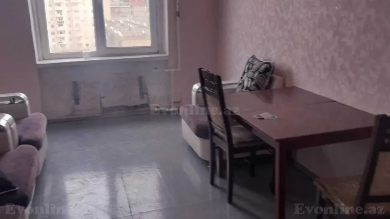 Satılır 2 otaqlı Mənzil Köhnə tikili 60 m² Xalqlar Dostluğu m. - şəkil 3