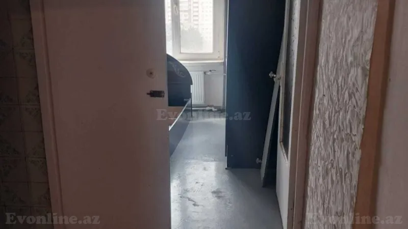 Satılır 2 otaqlı Mənzil Köhnə tikili 60 m² Xalqlar Dostluğu m. - şəkil 4