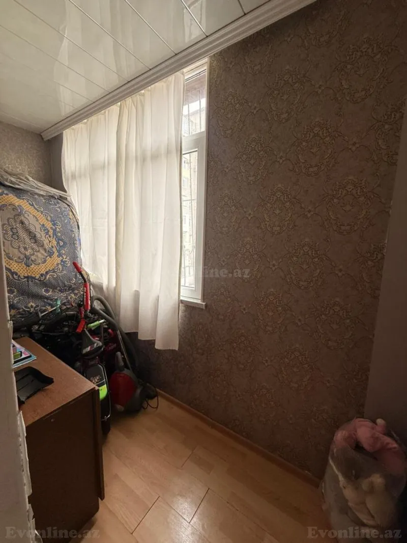 Satılır 4 otaqlı Mənzil Köhnə tikili 120 m² Yasamal r. - şəkil 15