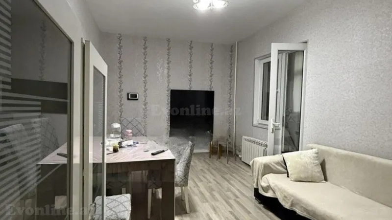 Satılır 2 otaqlı Mənzil Köhnə tikili 35 m² Gənclik m.