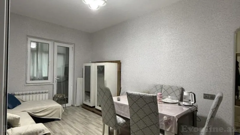Satılır 2 otaqlı Mənzil Köhnə tikili 35 m² Gənclik m. - şəkil 2