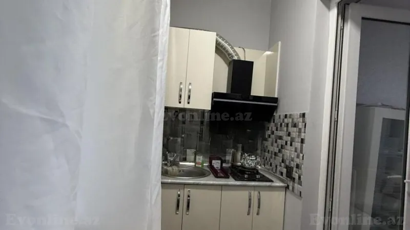 Satılır 2 otaqlı Mənzil Köhnə tikili 35 m² Gənclik m. - şəkil 3