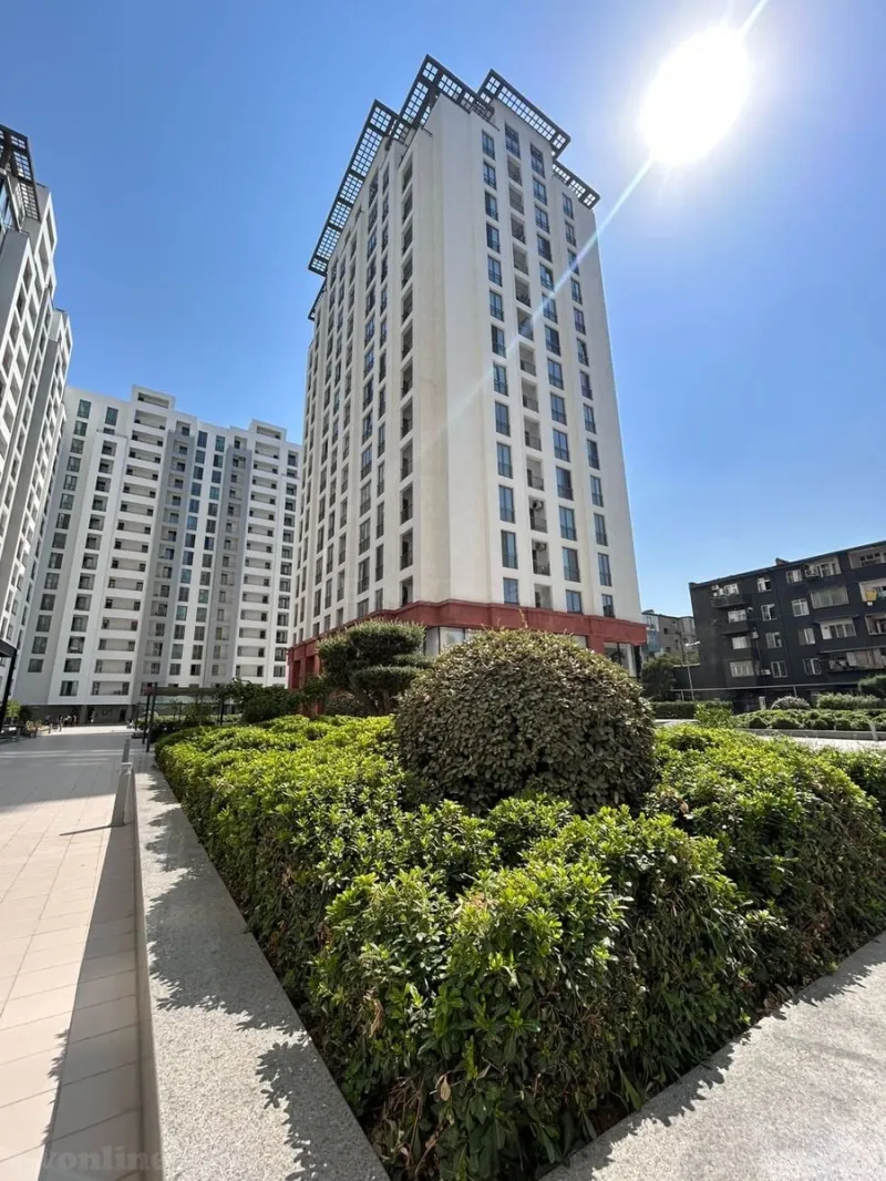 Satılır 3 otaqlı Mənzil Yeni tikili 160 m² Elmlər Akademiyası m. - şəkil 2