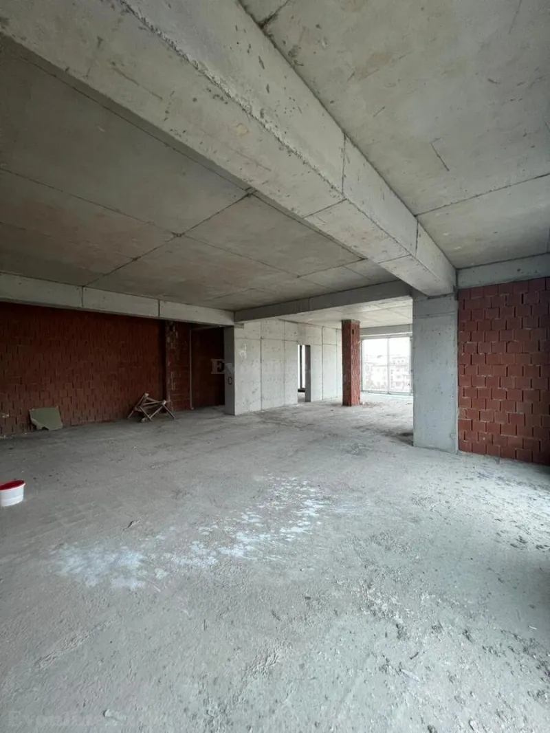 Satılır 3 otaqlı Mənzil Yeni tikili 160 m² Elmlər Akademiyası m. - şəkil 4