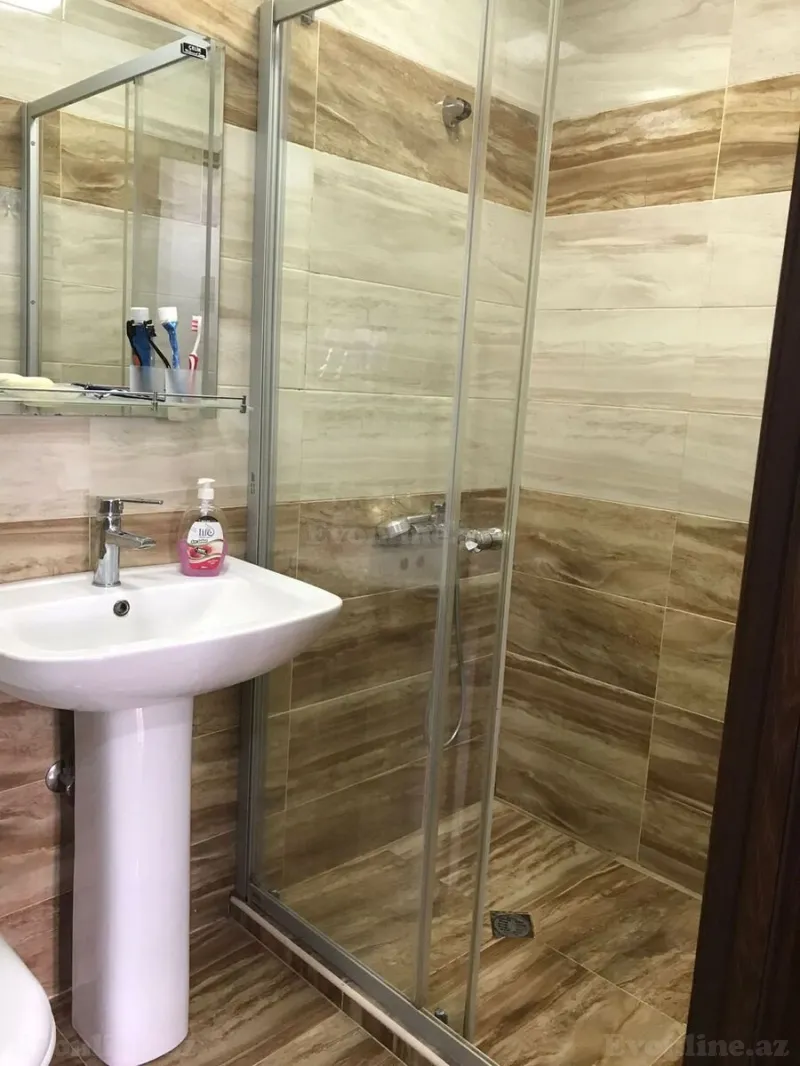 Kirayə verilir 2 otaqlı Mənzil Yeni tikili 56 m² Qara Qarayev m. - şəkil 11