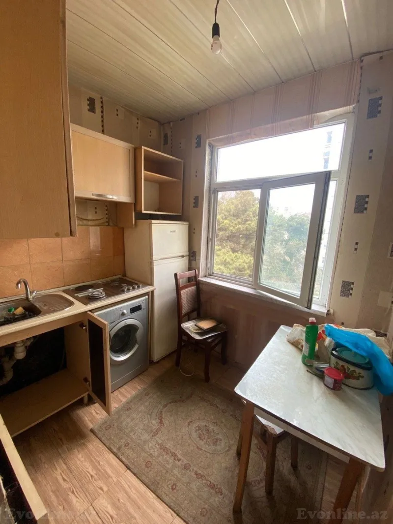Satılır 2 otaqlı Mənzil Köhnə tikili 47 m² 4-cü mikrorayon - şəkil 7