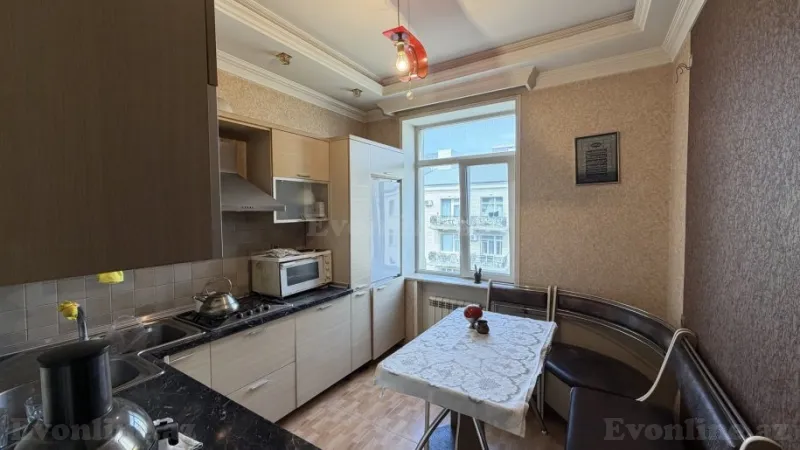 Satılır 2 otaqlı Mənzil Köhnə tikili 65 m² Xətai m. - şəkil 11