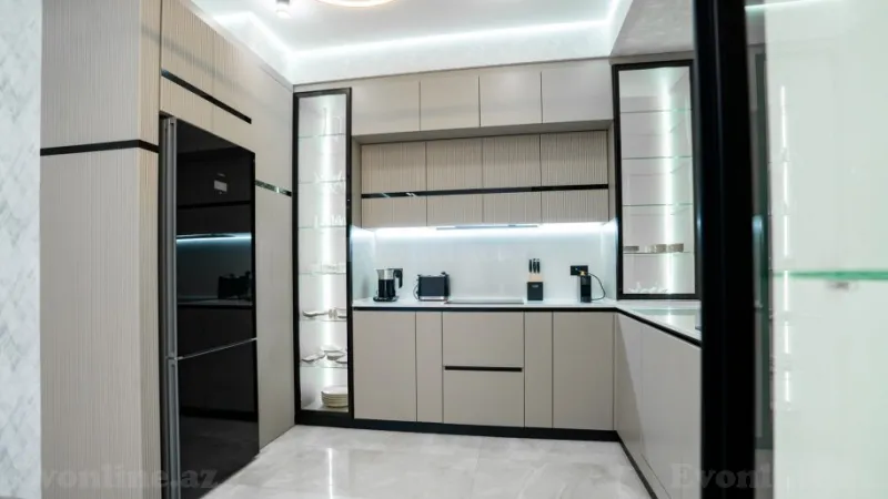 Kirayə verilir 3 otaqlı Mənzil Yeni tikili 120 m² Xətai r. - şəkil 7