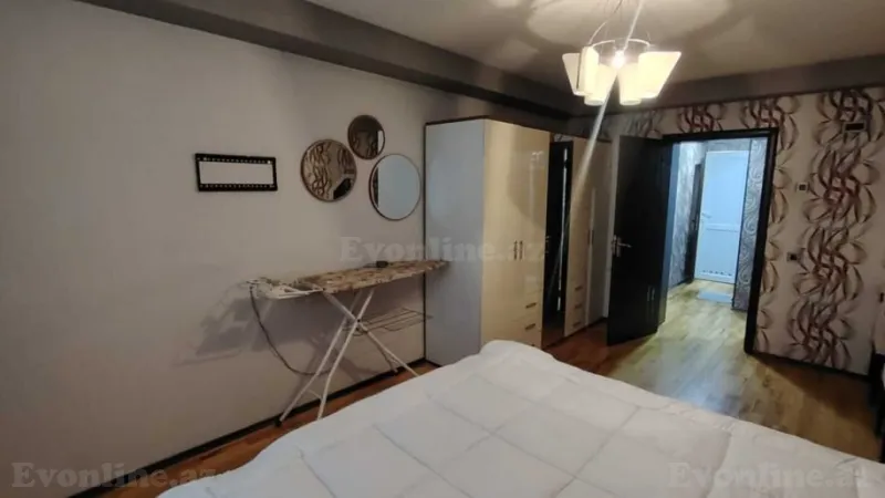 Satılır 3 otaqlı Mənzil Köhnə tikili 75 m² İnşaatçılar m. - şəkil 3