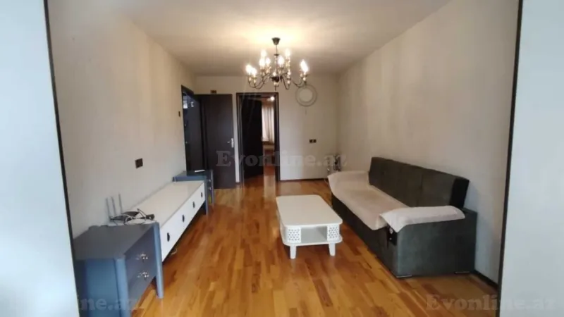 Satılır 3 otaqlı Mənzil Köhnə tikili 75 m² İnşaatçılar m. - şəkil 8