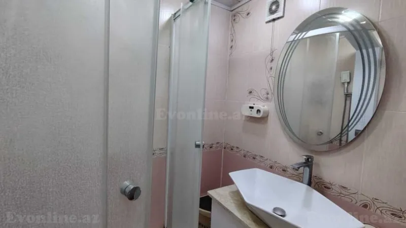 Satılır 3 otaqlı Mənzil Köhnə tikili 75 m² İnşaatçılar m. - şəkil 10