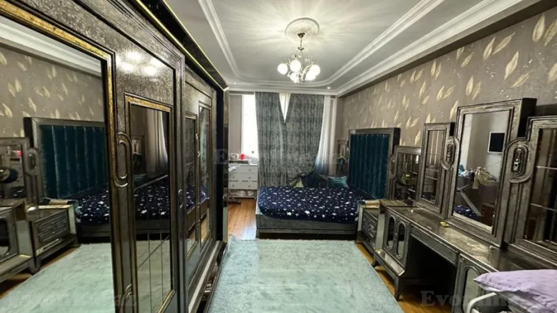 Satılır 2 otaqlı Mənzil Yeni tikili 95 m² Xalqlar Dostluğu m.