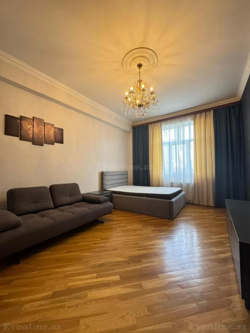 Satılır 3 otaqlı Mənzil Yeni tikili 135 m² Qara Qarayev m. - şəkil 5