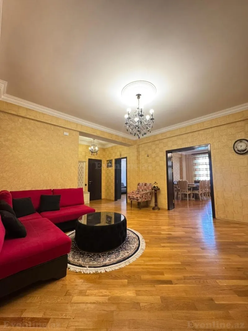 Satılır 3 otaqlı Mənzil Yeni tikili 135 m² Qara Qarayev m. - şəkil 11