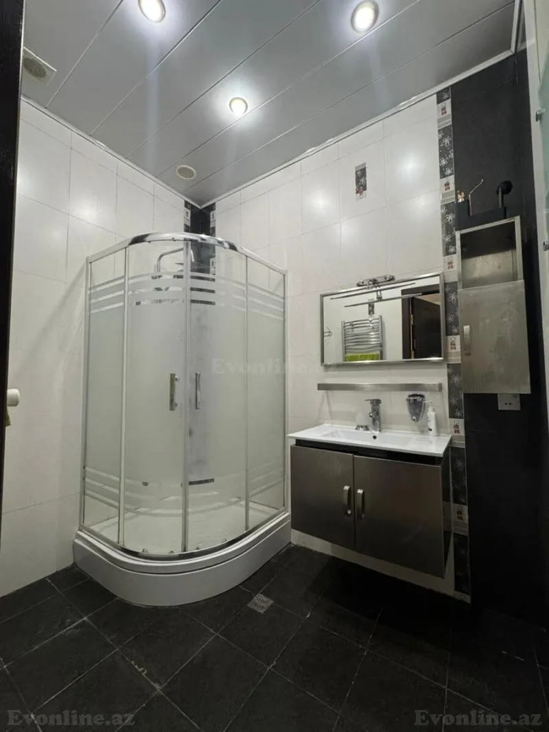 Satılır 3 otaqlı Mənzil Yeni tikili 135 m² Qara Qarayev m. - şəkil 20