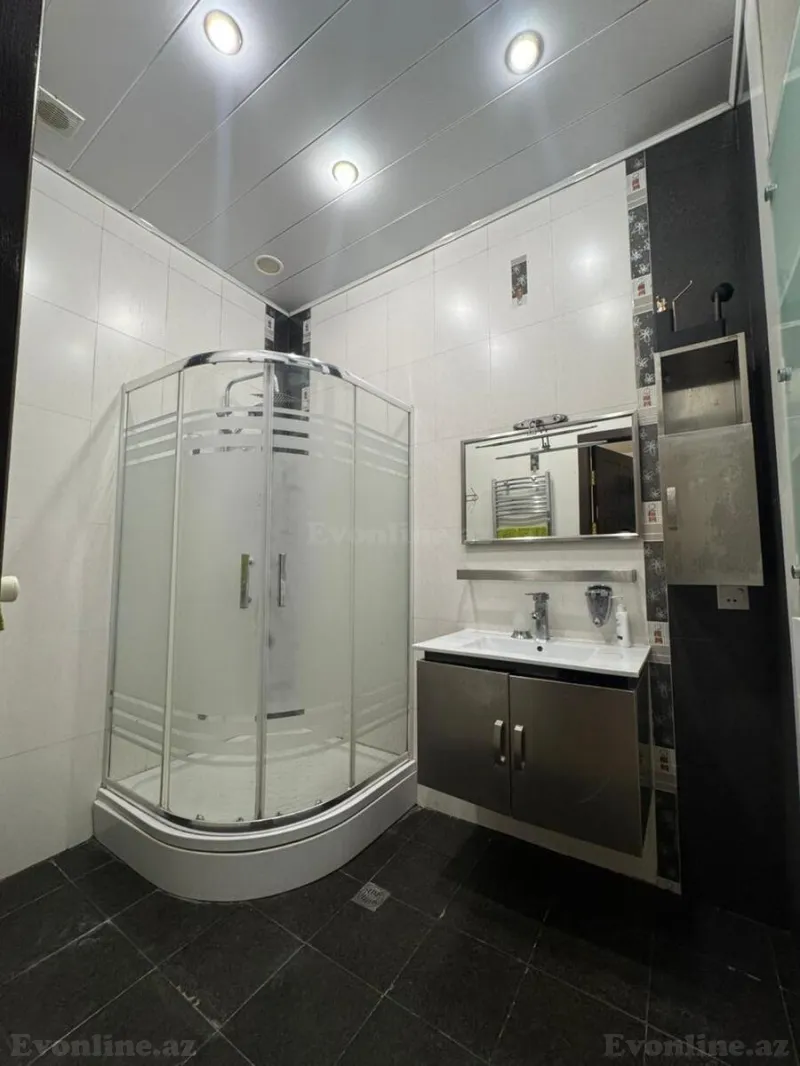 Satılır 3 otaqlı Mənzil Yeni tikili 135 m² Qara Qarayev m. - şəkil 21