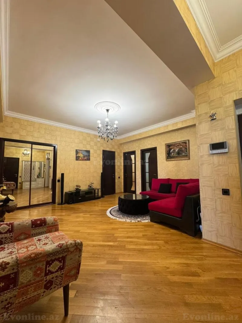 Satılır 3 otaqlı Mənzil Yeni tikili 135 m² Qara Qarayev m. - şəkil 24