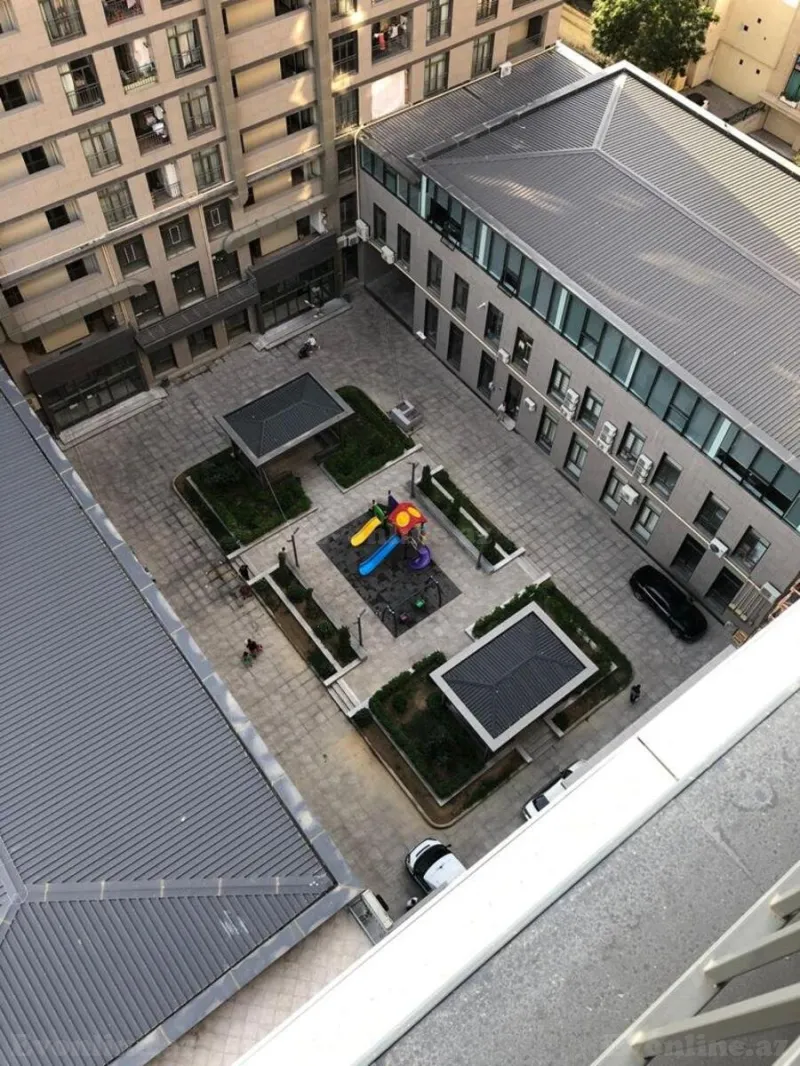 Kirayə verilir 3 otaqlı Mənzil Yeni tikili 120 m² 28 May m.