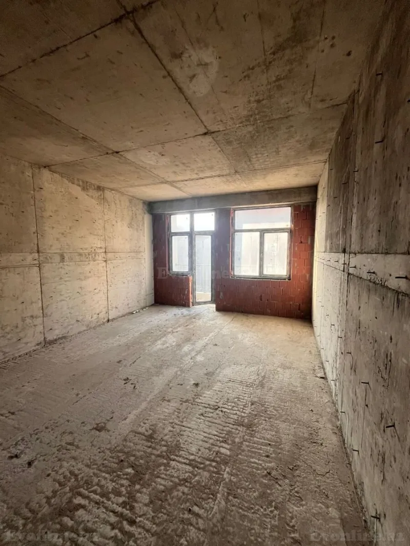 Satılır 4 otaqlı Mənzil Yeni tikili 220 m² Gənclik m. - şəkil 5