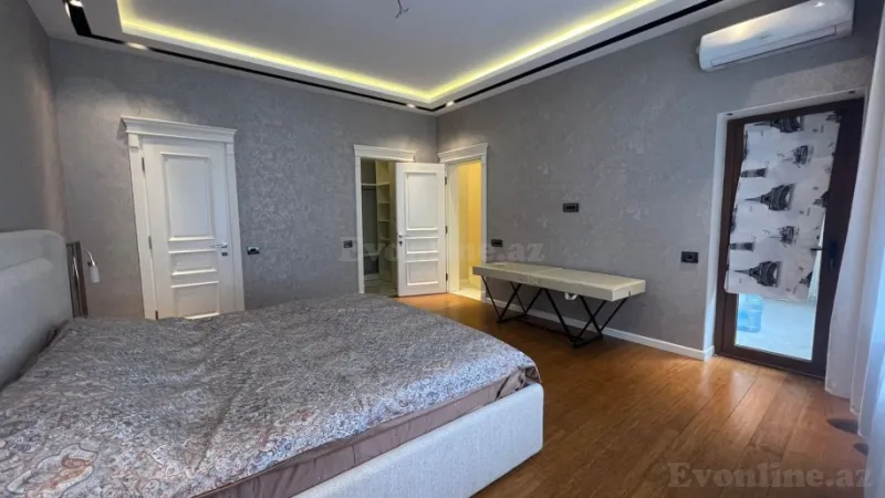 Satılır 4 otaqlı Mənzil Yeni tikili 193 m² Nizami m.