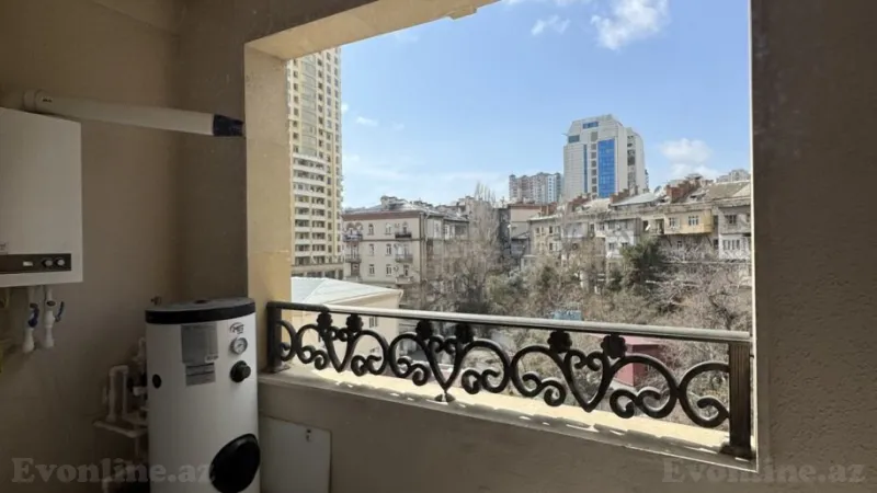 Satılır 4 otaqlı Mənzil Yeni tikili 193 m² Nizami m. - şəkil 5
