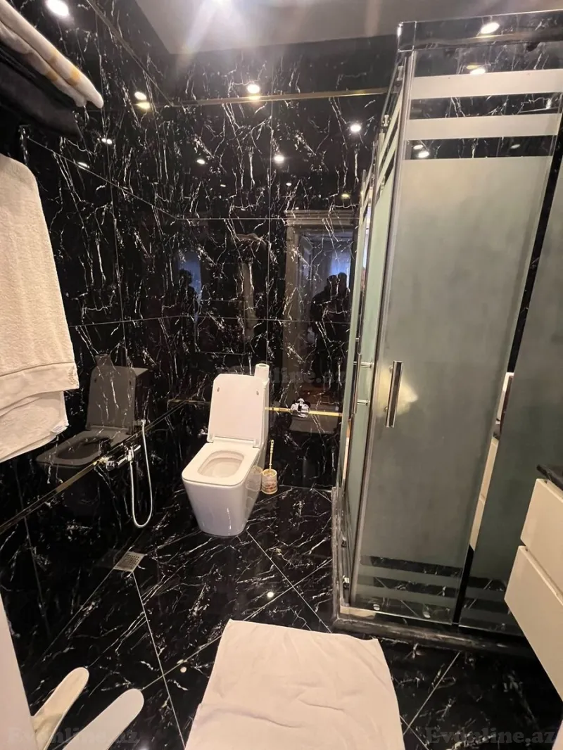 Satılır 4 otaqlı Mənzil Yeni tikili 193 m² Nizami m. - şəkil 11