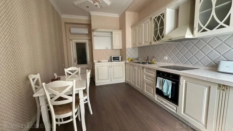 Kirayə verilir 3 otaqlı Mənzil Yeni tikili 135 m² Xətai r. - şəkil 11