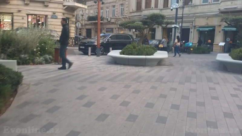 Kirayə verilir Obyekt 580 m² Sahil m.