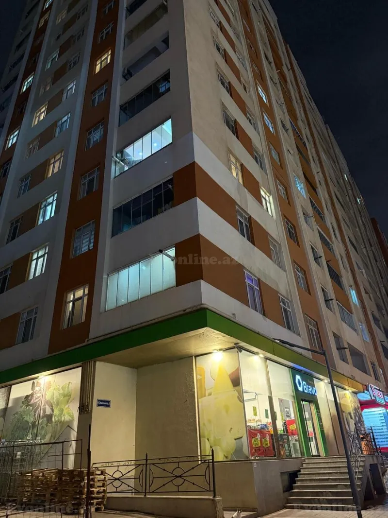 Satılır 3 otaqlı Mənzil Yeni tikili 90 m² Qara Qarayev m. - şəkil 2