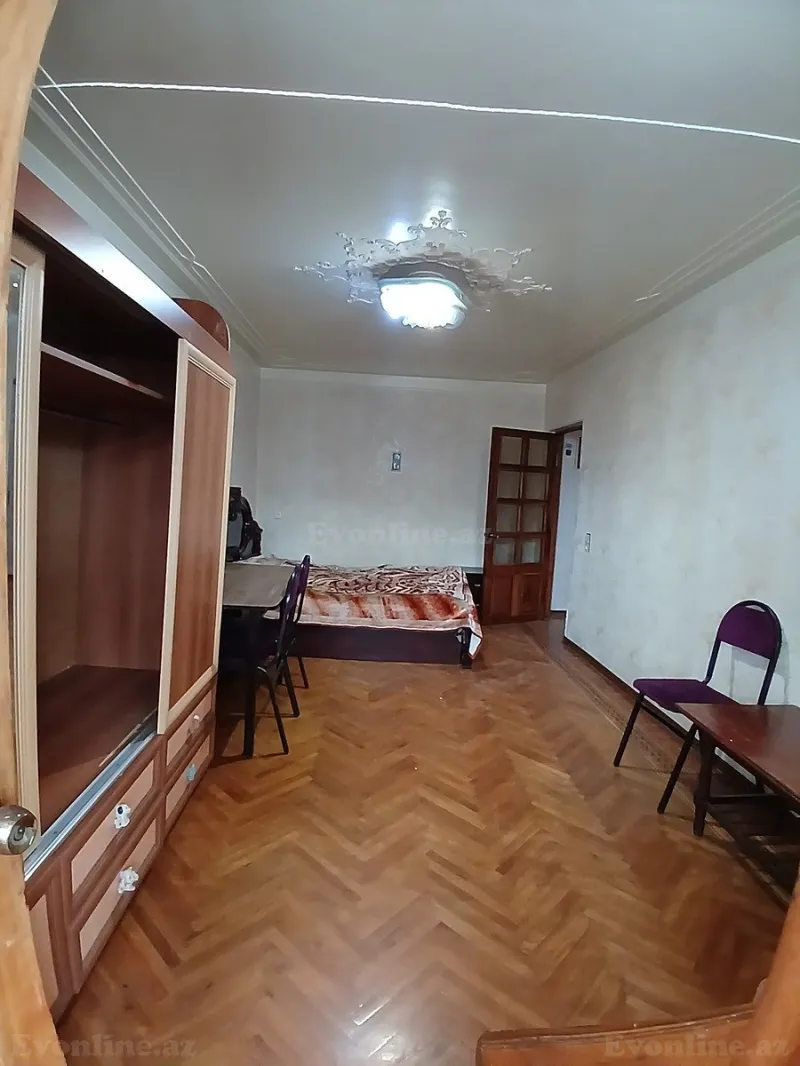 Satılır 1 otaqlı Mənzil Köhnə tikili 35 m² Bakmil m. - şəkil 4