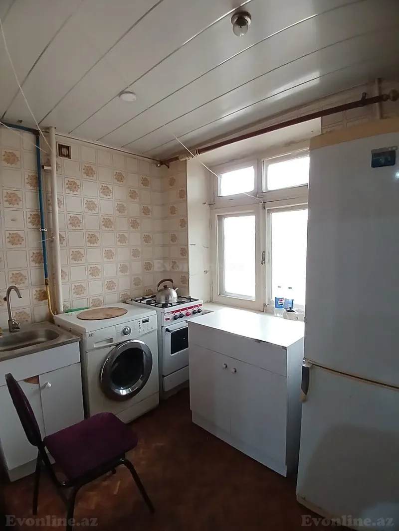 Satılır 1 otaqlı Mənzil Köhnə tikili 35 m² Bakmil m. - şəkil 9
