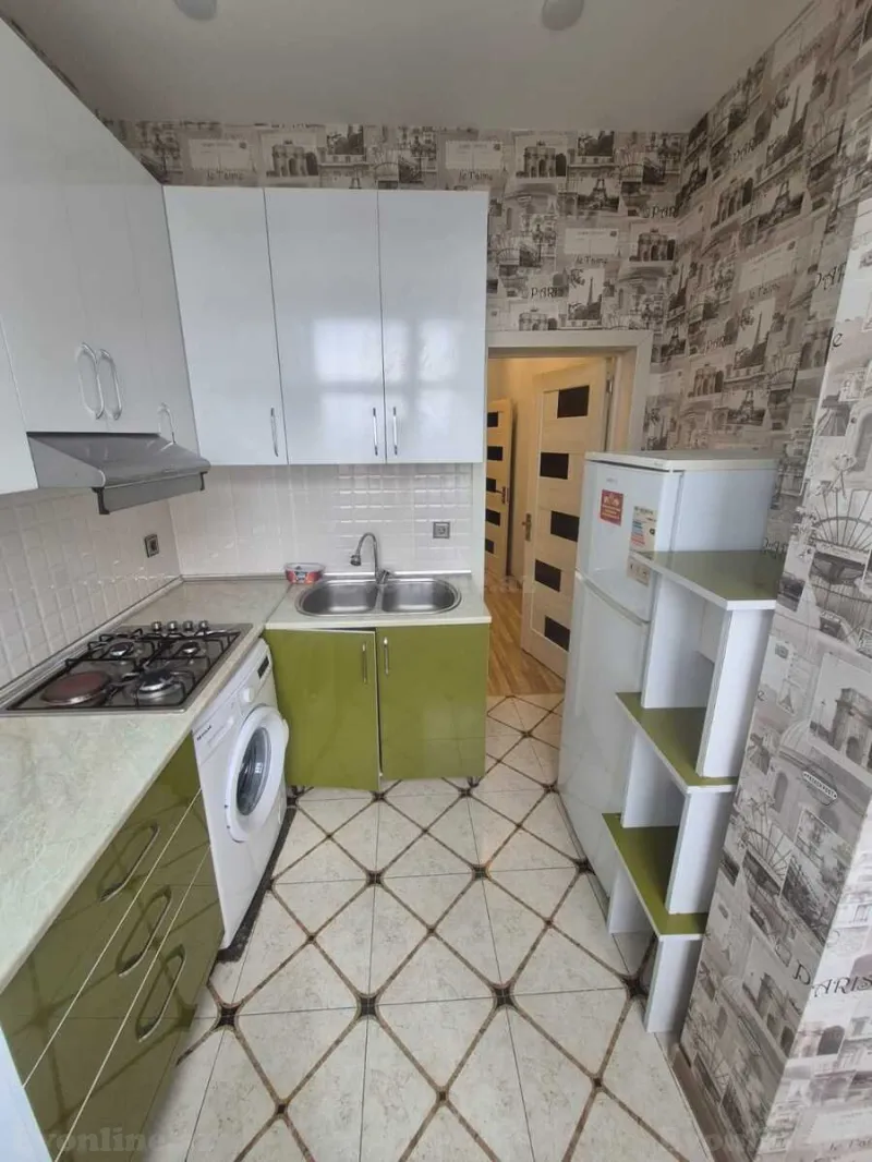 Kirayə verilir 2 otaqlı Mənzil Yeni tikili 60 m² Neftçilər m. - şəkil 3