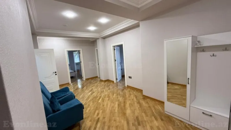 Kirayə verilir 2 otaqlı Mənzil Yeni tikili 110 m² Nizami m.