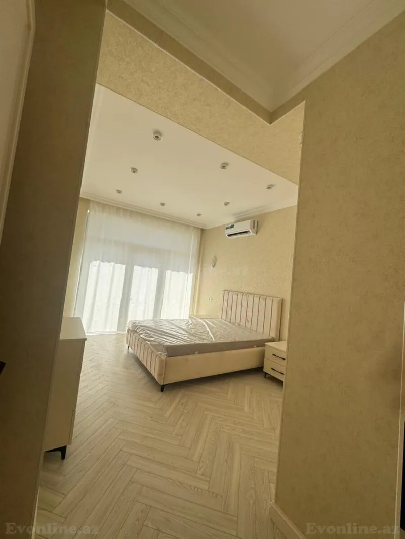 Kirayə verilir 3 otaqlı Mənzil Yeni tikili 150 m² 28 May m. - şəkil 4