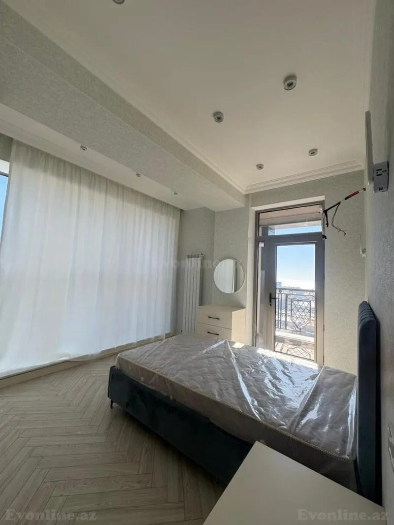 Kirayə verilir 3 otaqlı Mənzil Yeni tikili 150 m² 28 May m. - şəkil 6