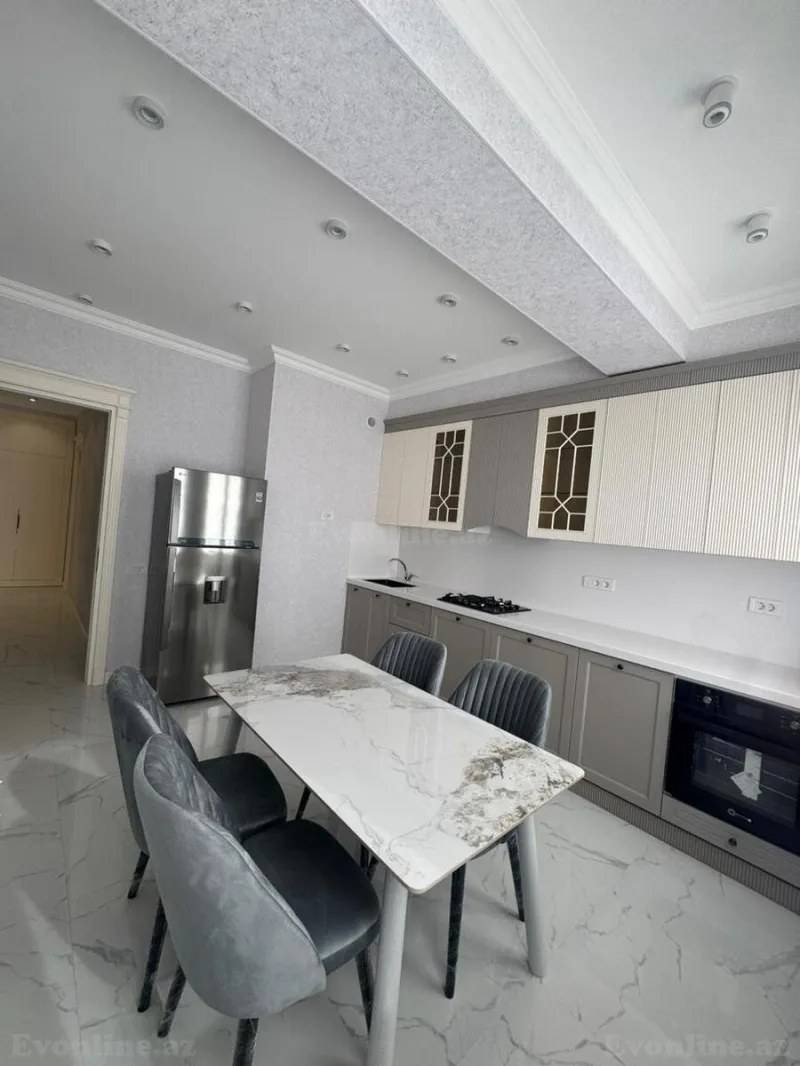 Kirayə verilir 3 otaqlı Mənzil Yeni tikili 150 m² 28 May m. - şəkil 7